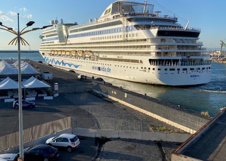 Aidablu reaches Catania port to initiate the cruise season 2022